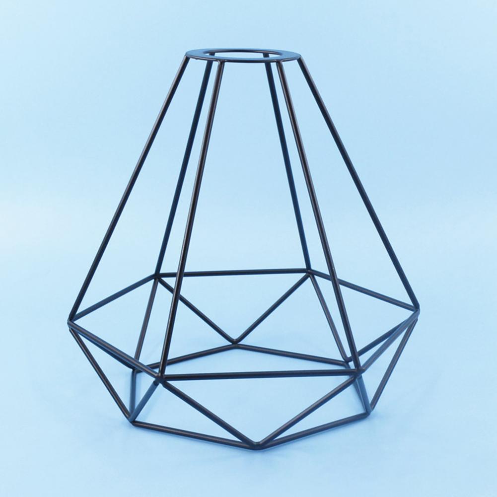 Geometric Lamp Shade - ランプカバー、レトロな金属製ランプシェード、幾何学模様のライトカバー、取り付けが簡単なランプガード、ヴィンテージ風の装飾デザイン、レトロな金属製。