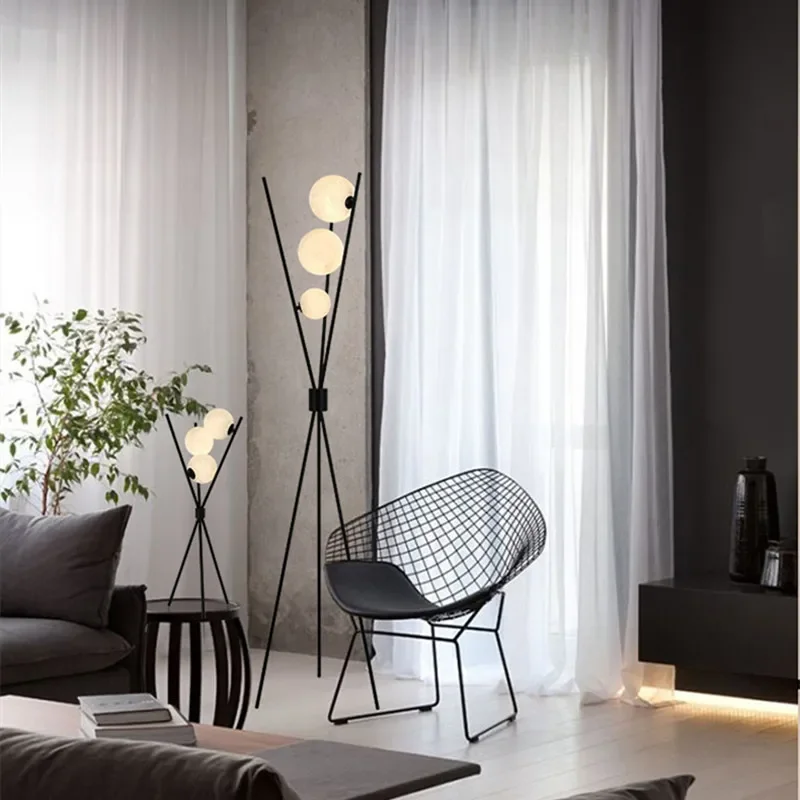 Floor Lamp Tripod - アートパッド北欧風ブラックフロアランプソファリビングルーム装飾フロアライト三脚3Dムーンランプシェードスタンディングランプルームデコレーション