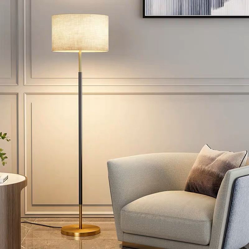 Floor Lamp Tripod - アメリカン北欧インミニマリスト高級リモコンLEDスタンディングフロアランプソファサイド寝室ベッドサイド照明ルームデコレーション用