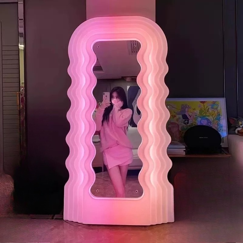 Furniture Lighting & Decor Magazine - アパートメントライト装飾鏡色が変わる北欧波型ミラーフルボディデザインモダン装飾鏡家の装飾
