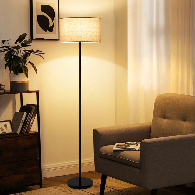 モダンなシンプルな布 Led フロアランプリビングルームソフ - Floor Lamp Tripod のレビューと価格