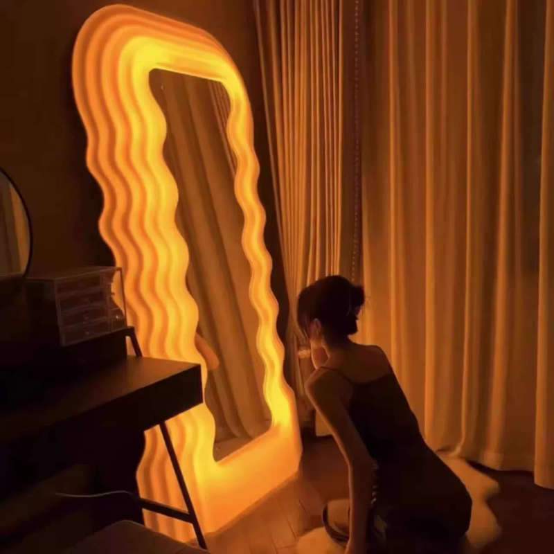 アパートメントライト装飾鏡色が変わる北欧波型ミラーフルボディ - Furniture Lighting & Decor Magazine のレビューと価格