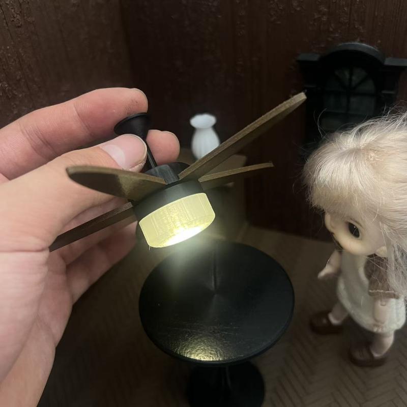 ミニチュアシーリングファン LEDライト付き 1/12スケー - Lighting Gallery のレビューと価格