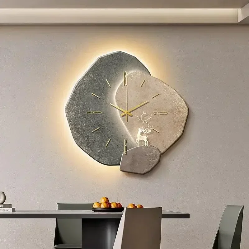 2025年モダンライトデザイン時計 ミニマリズム壁掛け時計  - Lighting Decoration On Wall のレビューと価格